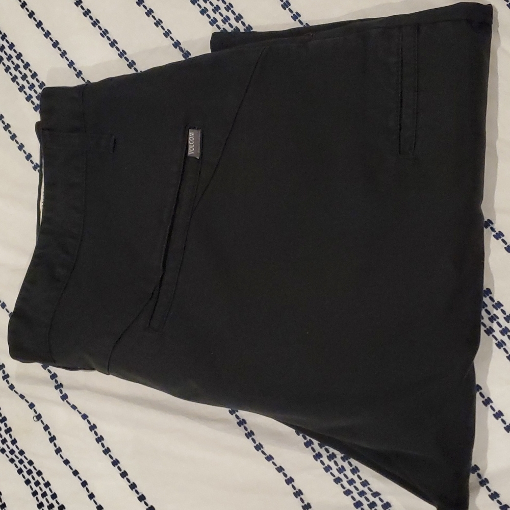 Mens Volcom Black shorts